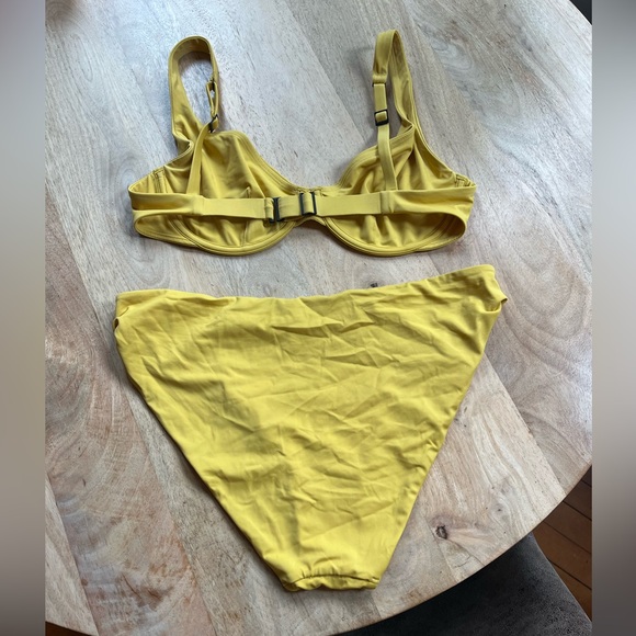 CUUP scoop bikini top (36 C) and high waist bottom (L) in sunny yellow - Picture 3 of 4